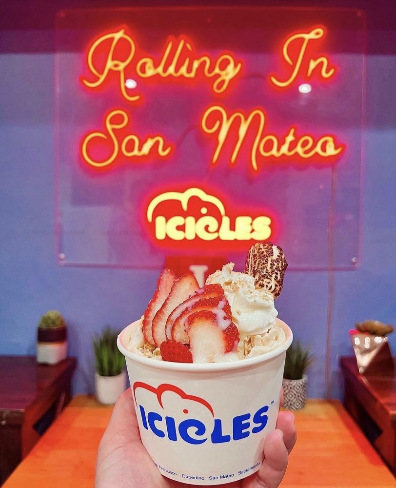Icicles San Mateo neon sign